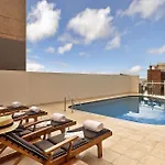 Macleay Hotel 